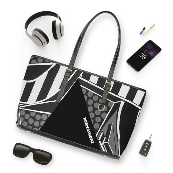 THE FINISH LINE /PU Leather Shoulder Bag/2 SIZES - Image 4